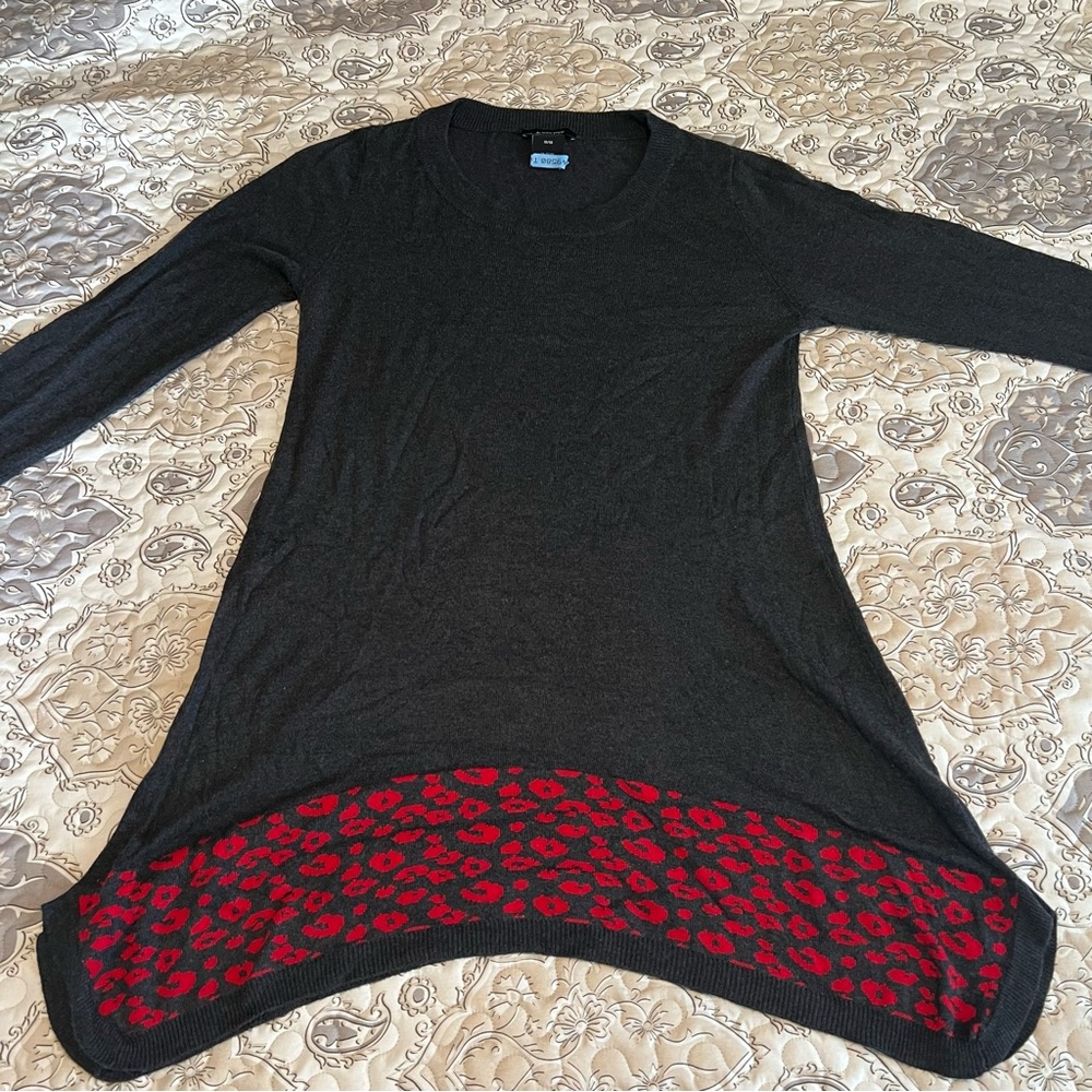 Alison Sheri Tunic Size Medium